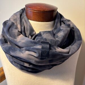 Lululemon Tie Dye Infiniti Scarf Shawl